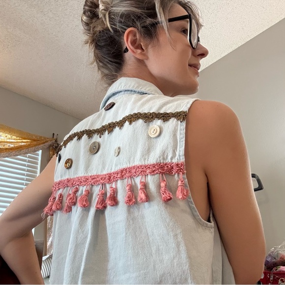 EKA ERIKA KELLY APPAREL Sleeveless Denim Top UPCYCLED American Apparel - Picture 9 of 10